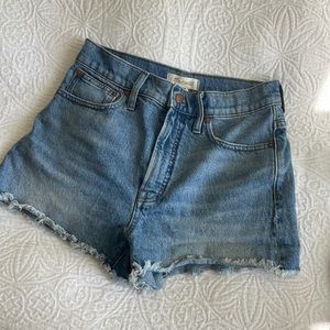 Madewell the perfect Jean short!